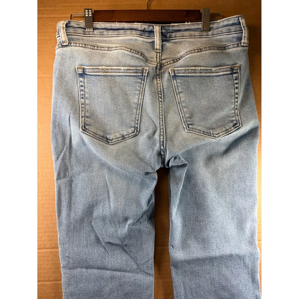 Silver Jeans Co Most Wanted Straight Crop Jeans Womens 30x26 Light Wash Raw Hem
